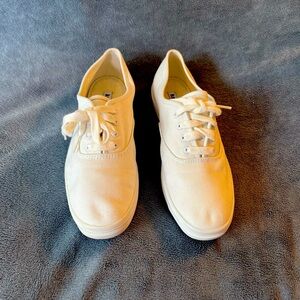 Keds Vintage White Champion Sneakers. Size Women’s 8